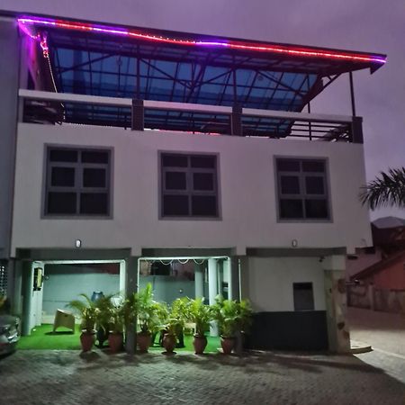 Queen'S Hill Lodge Gbawe Экстерьер фото
