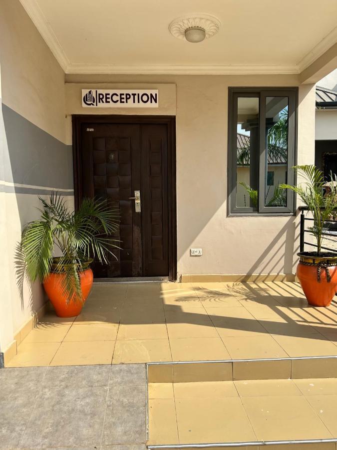Queen'S Hill Lodge Gbawe Экстерьер фото