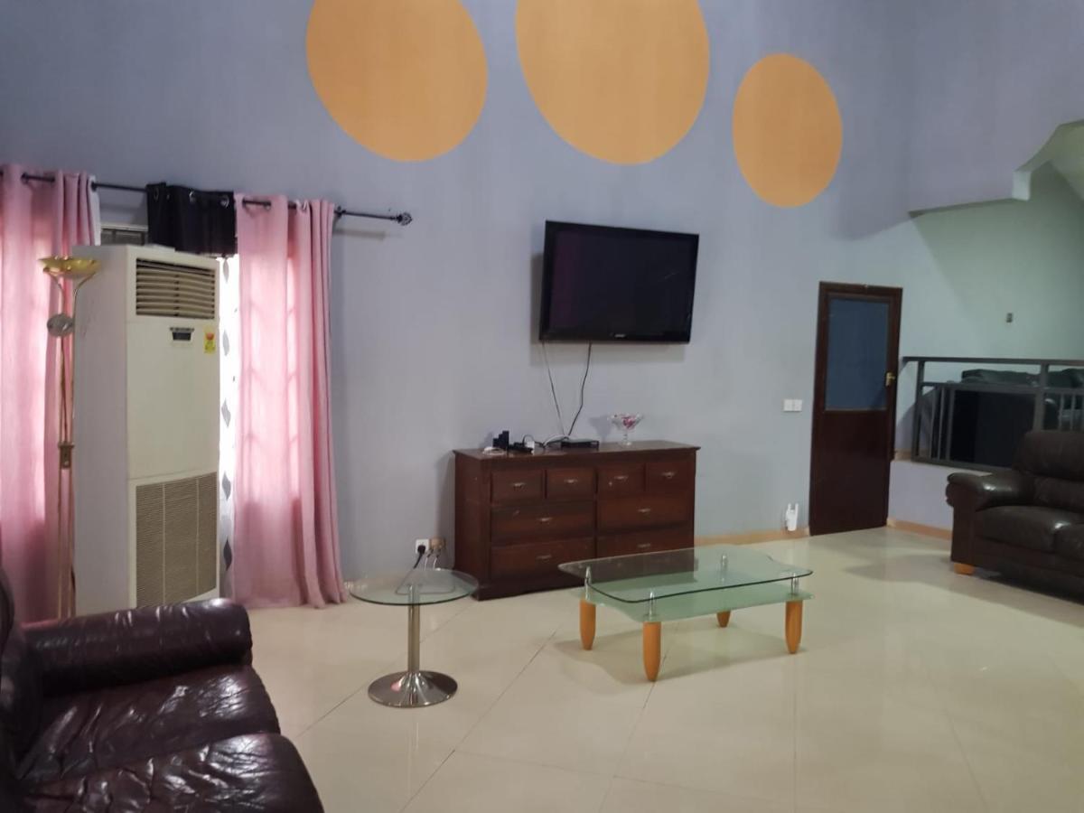Queen'S Hill Lodge Gbawe Экстерьер фото